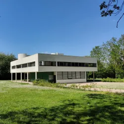 Villa Savoye (nearby) - Rueil-Malmaison