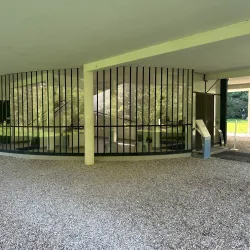 Villa Savoye (nearby) - Rueil-Malmaison