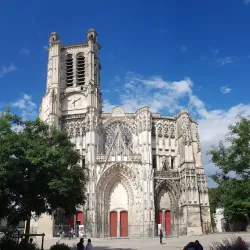 Troyes Cathedral (Cathédrale Saint-Pierre-et-Saint-Paul) - Troyes