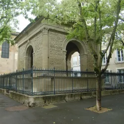 Valence Cathedral (Cathédrale Saint-Apollinaire) - Valence
