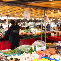 The Versailles Market (Marché Notre-Dame) - Versailles