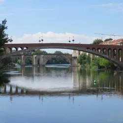 Lot River Walks - Villeneuve-sur-Lot