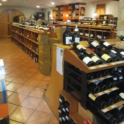 Local Markets in Mataiea - Mataiea