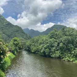 Teahupo'o Surfing Spot - Mataiea