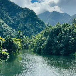 Teahupo'o Surfing Spot - Mataiea