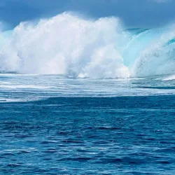 Teahupo'o Surfing Beach - Papeari