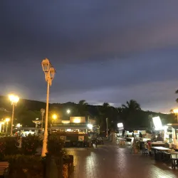 Les Roulottes Food Trucks - Papeete