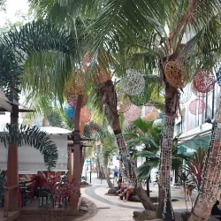 Papeete Waterfront Promenade - Papeete