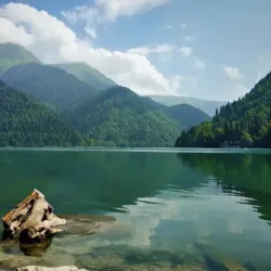 Lake Ritsa - Gagra