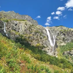 Psyrtskha Waterfall - Gagra
