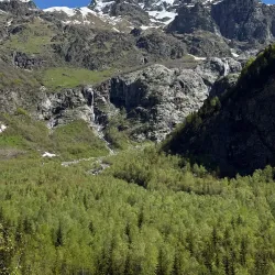 Psyrtskha Waterfall - Gagra