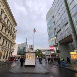 Checkpoint Charlie - Berlin