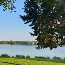 Untreusee Lake - Hof