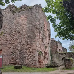 Nanstein Castle (Burg Nanstein) - Landstuhl
