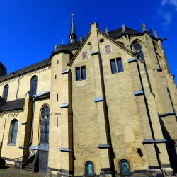 Mönchengladbach Cathedral (Münster St. Vitus) - Moenchengladbach