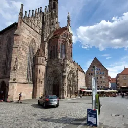 Schöner Brunnen (Beautiful Fountain) - Nuremberg