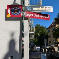 Narrowest Street in the World (Spreuerhofstraße) - Reutlingen