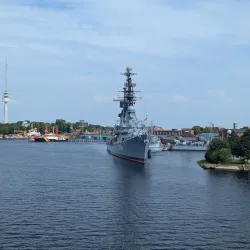 Kaiser-Wilhelm-Brücke (Emperor Wilhelm Bridge) - Wilhelmshaven