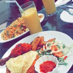 Botanical Gardens Cafe - Legon