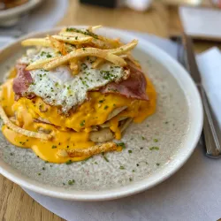 Local Cafes and Taverns - Melissia