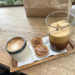 Local Cafes and Taverns - Melissia