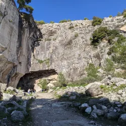 Vari Cave (Cave of Vari) - Vari