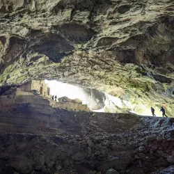 Vari Cave (Cave of Vari) - Vari