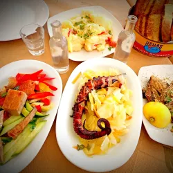 Tsipouro Taverns in Volos - Volos