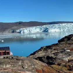 Glacier Exploration - Kuummiut