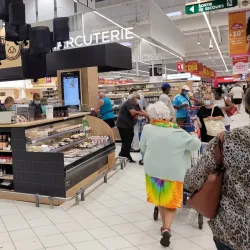 Centre Commercial Destreland - Baie Mahault