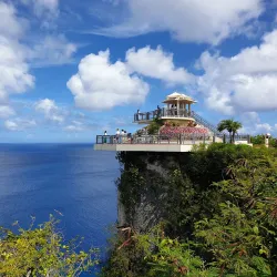 Two Lovers Point (Puntan Dos Amantes) - Dededo