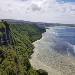 Two Lovers Point - Sinajana