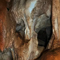 Talofofo Caves - Yona