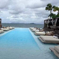 Yona Beach Park - Yona