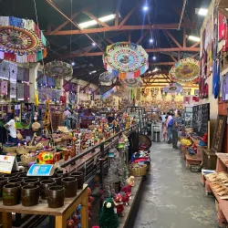 Local Handicraft Shops - San Miguel Dueñas