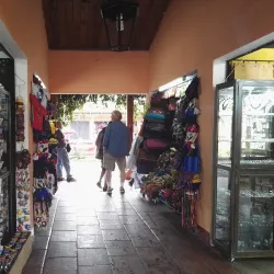 Local Artisan Markets - Santa Lucía Milpas Altas