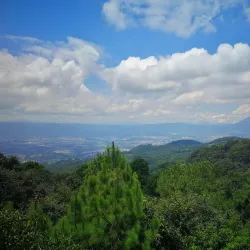 Cerro Alux - Villa Canales