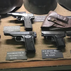 Les Vardes Military Museum - Vale