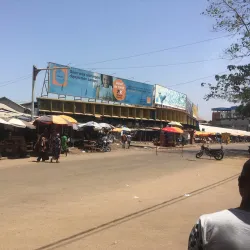 Community Markets and Food Stalls - Dinguiraye