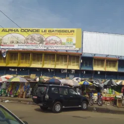 Community Markets and Food Stalls - Dinguiraye