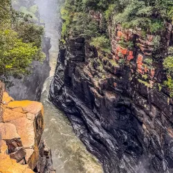 Kinkon Waterfall - Tougue