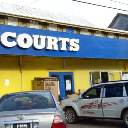 Courts New Amsterdam - New Amsterdam