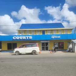 Courts New Amsterdam - New Amsterdam