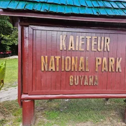 Kaieteur Falls - Paradise