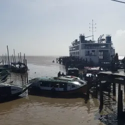 Essequibo River - Parika