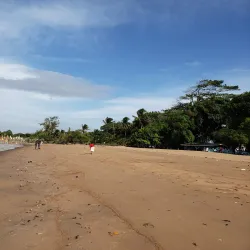 Local Fishing Villages - Parika