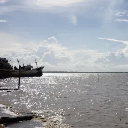 Local Fishing Villages - Parika