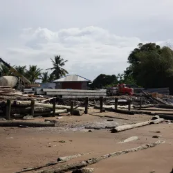 Local Fishing Villages - Parika