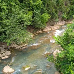Surrounding Hills and Nature Trails - Acul-samedi