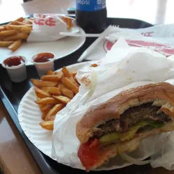 Place de la Paix - Carrefour